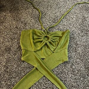 Size small green going out top!